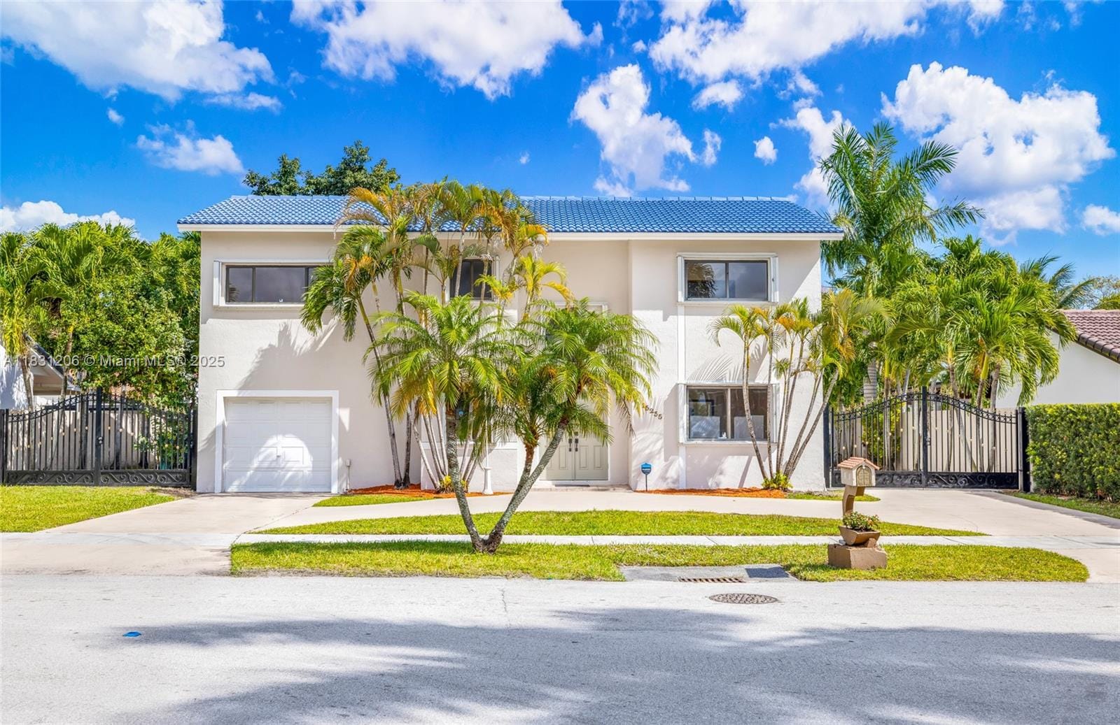 15235 SW 99th Court, Miami, FL 33157