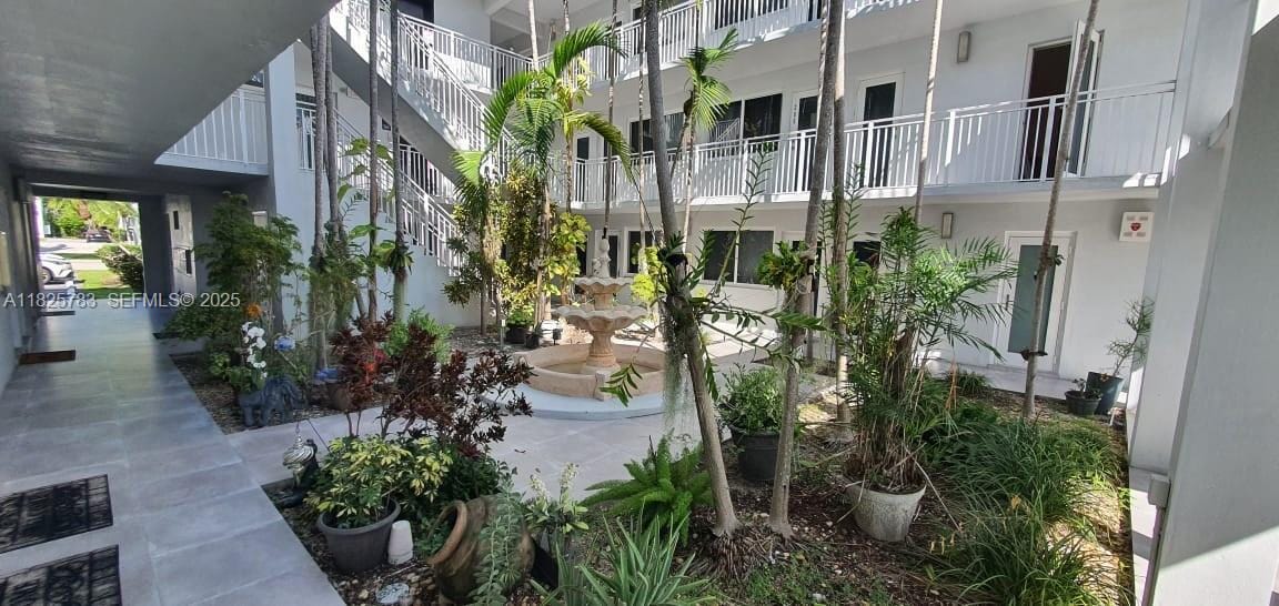 2430 NE 135th Street 304, North Miami, FL 33181 photo 3