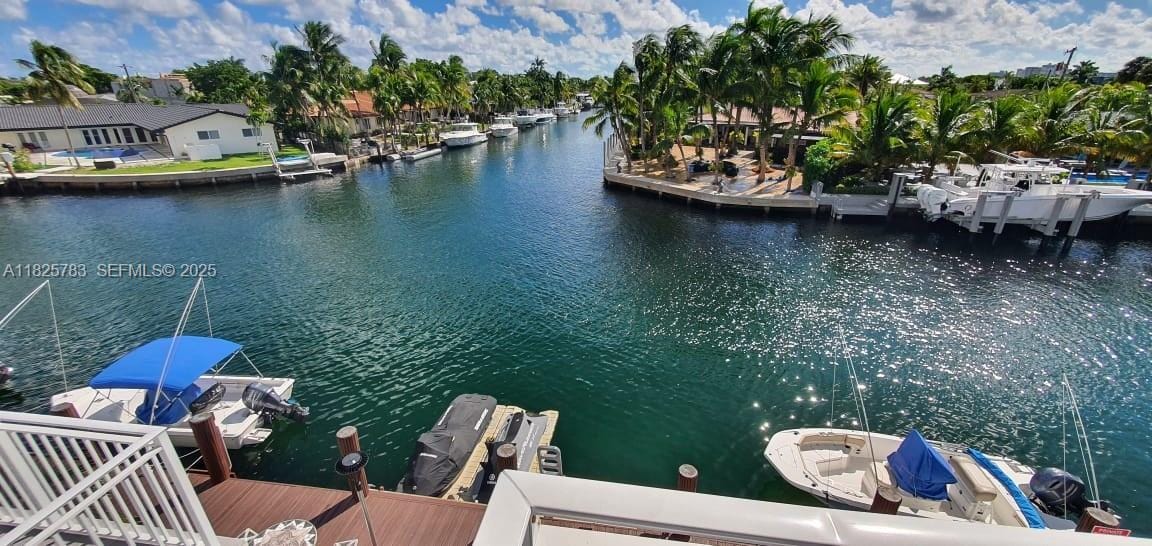 2430 NE 135th Street 304, North Miami, FL 33181 photo 7