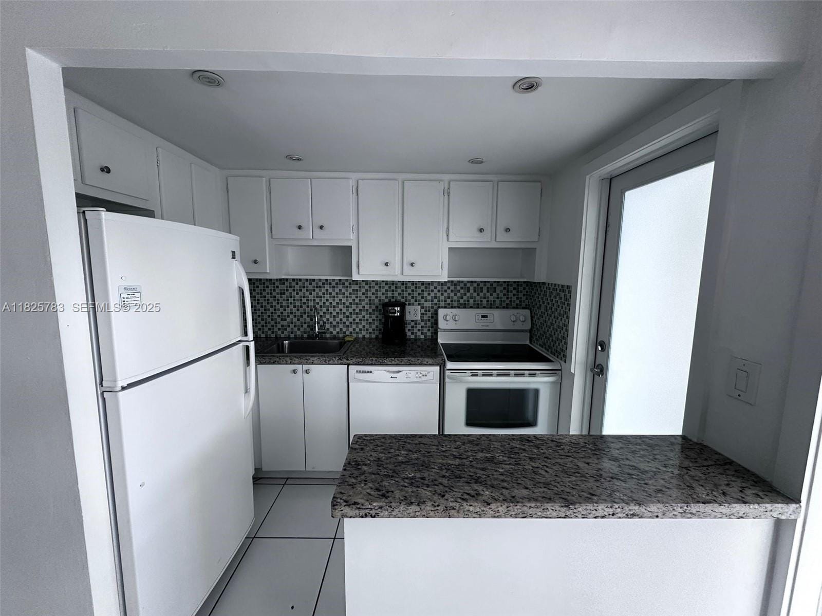 2430 NE 135th Street 304, North Miami, FL 33181 photo 8