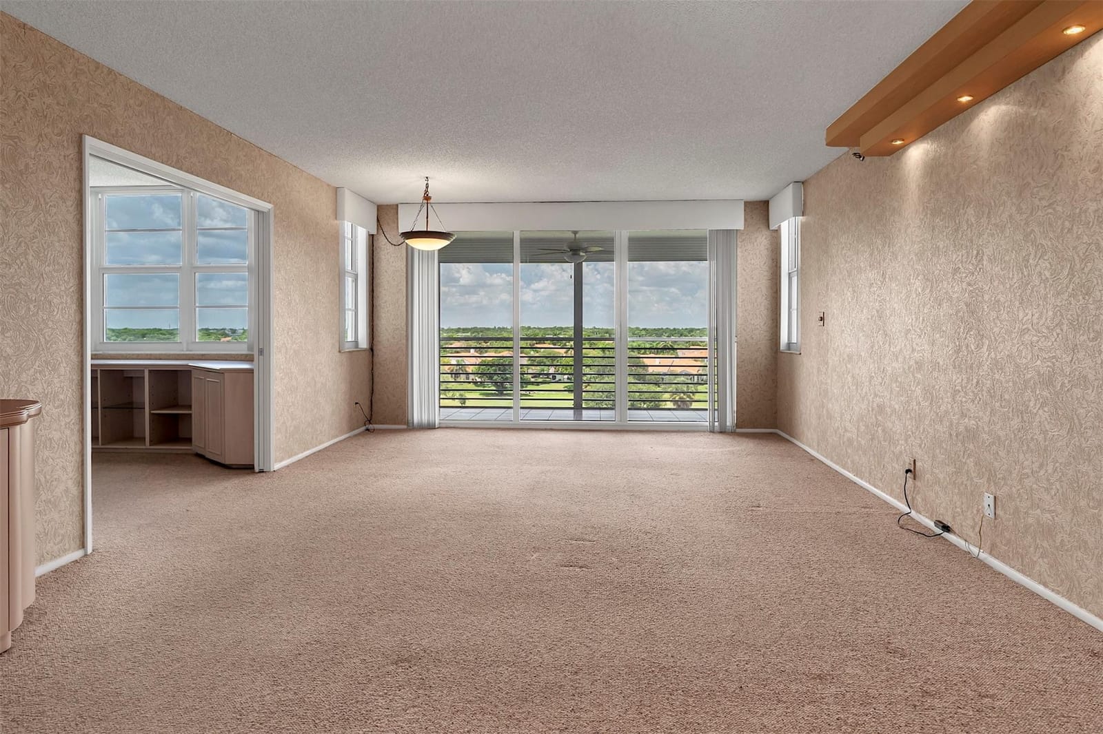 3507 Oaks Way 704 — photo 12