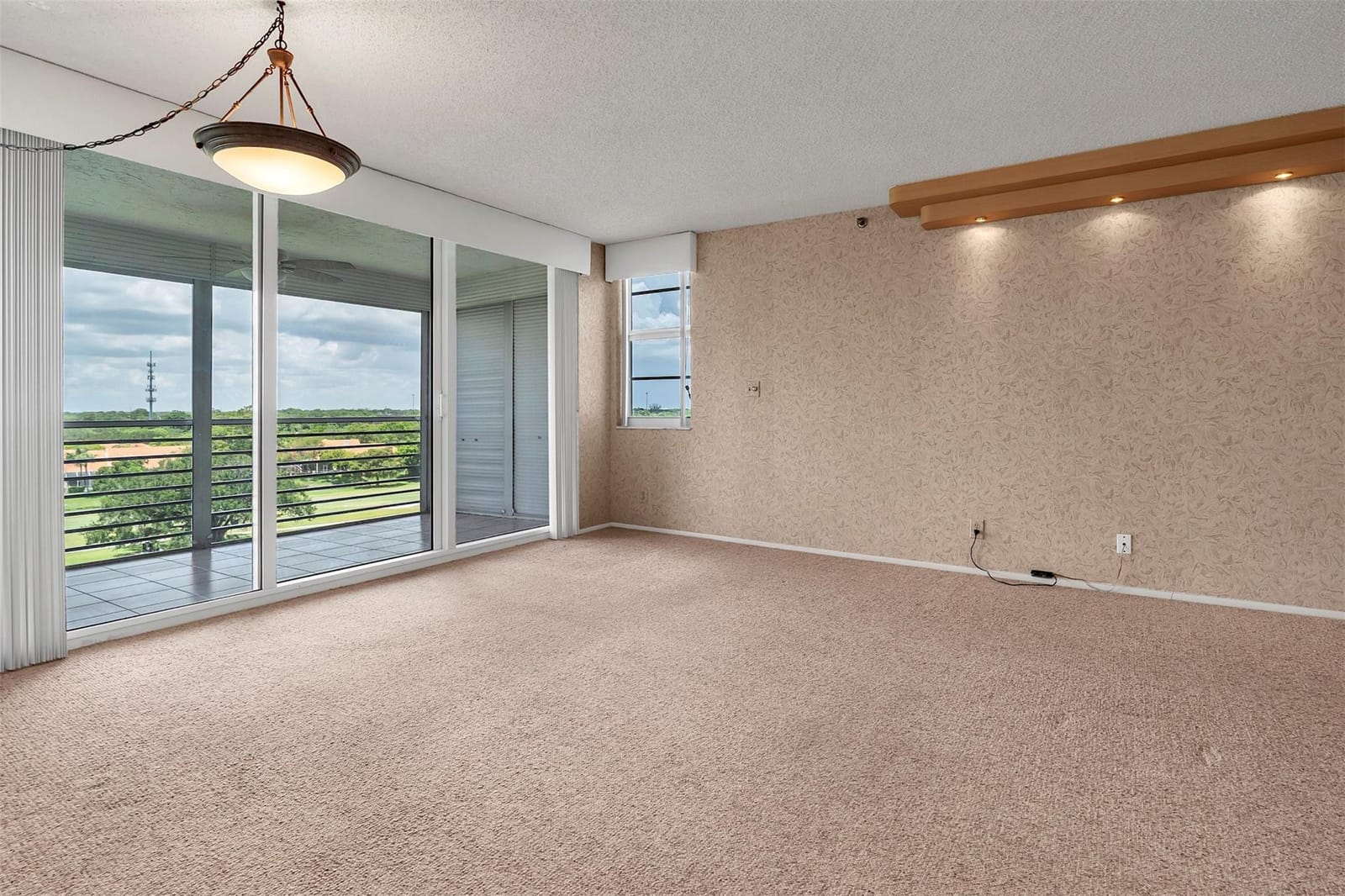 3507 Oaks Way 704, Pompano Beach, FL 33069 photo 13