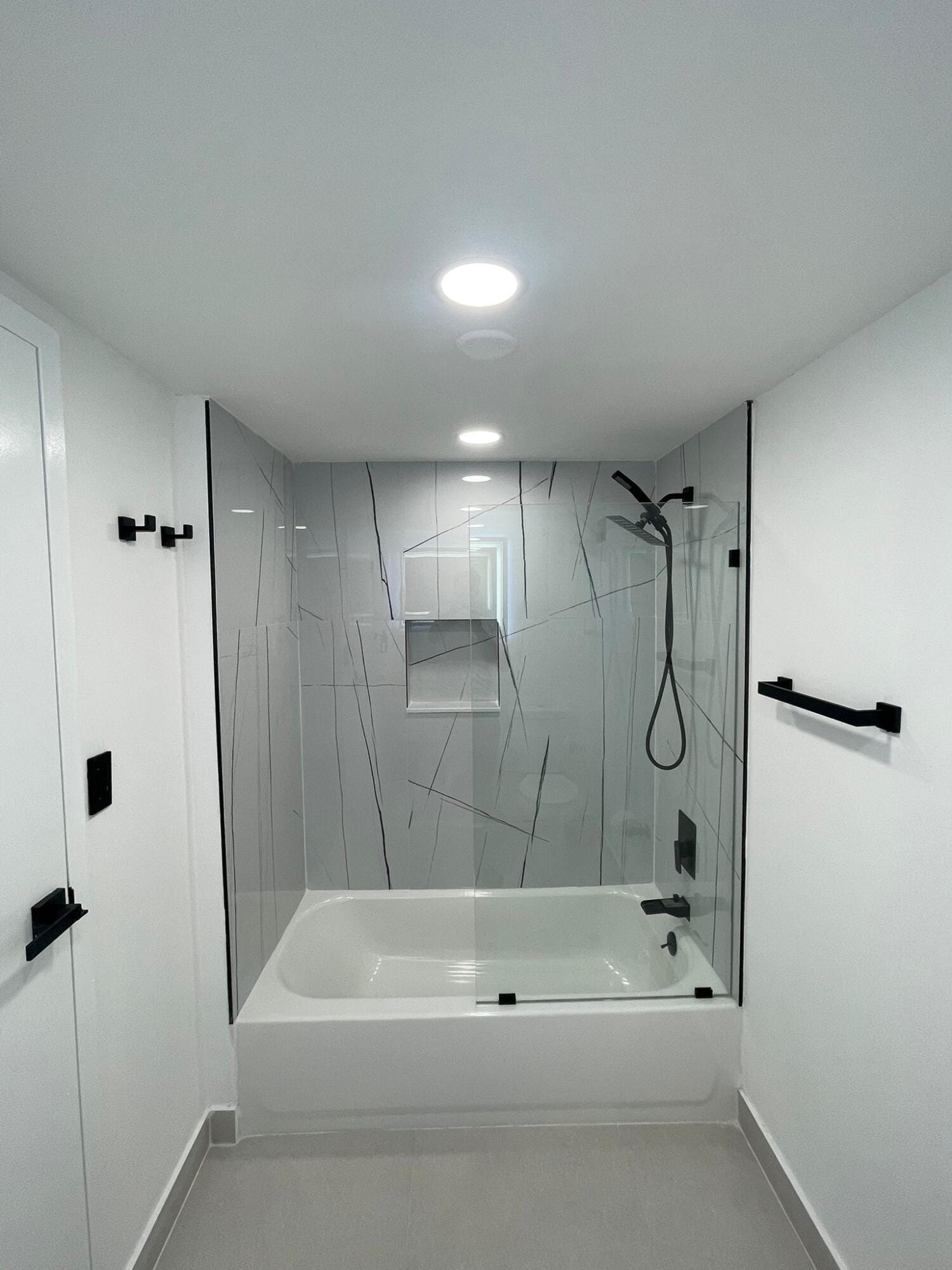 17011 N Bay Road 307, Sunny Isles Beach, FL 33160 photo 12