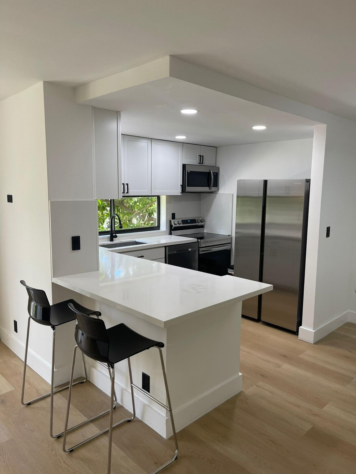 17011 N Bay Road 307, Sunny Isles Beach, FL 33160 photo 6