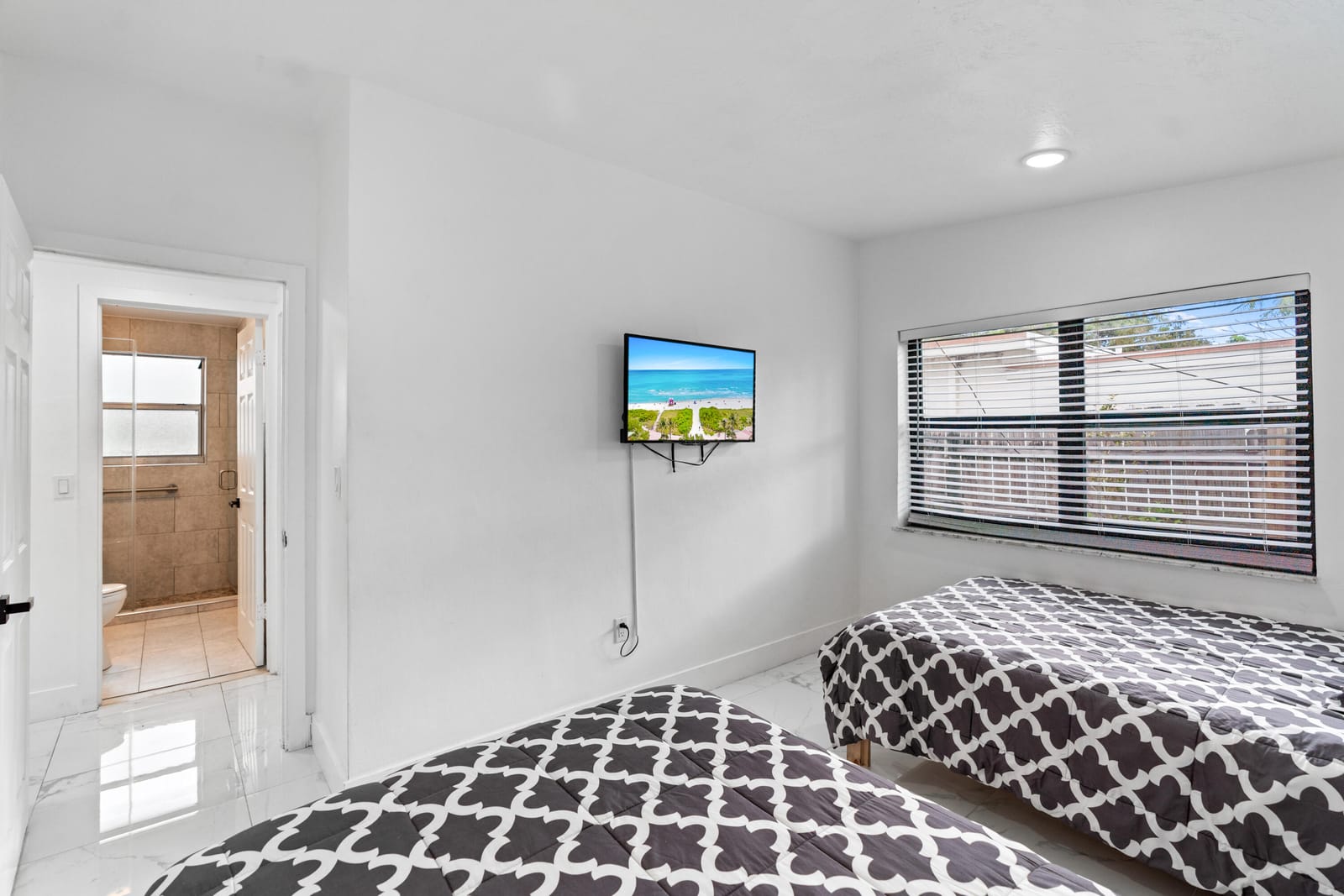 12805 NW 6th Avenue, North Miami, FL 33168 photo 21