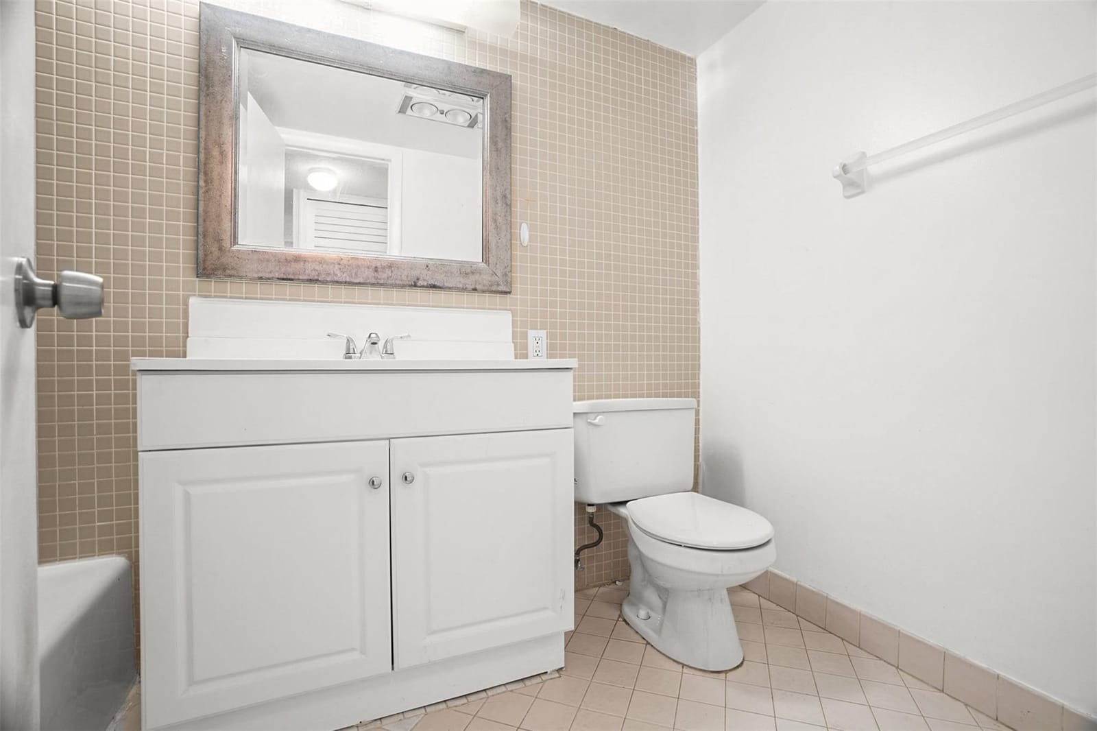 322 N Federal Highway 125, Deerfield Beach, FL 33441 photo 13