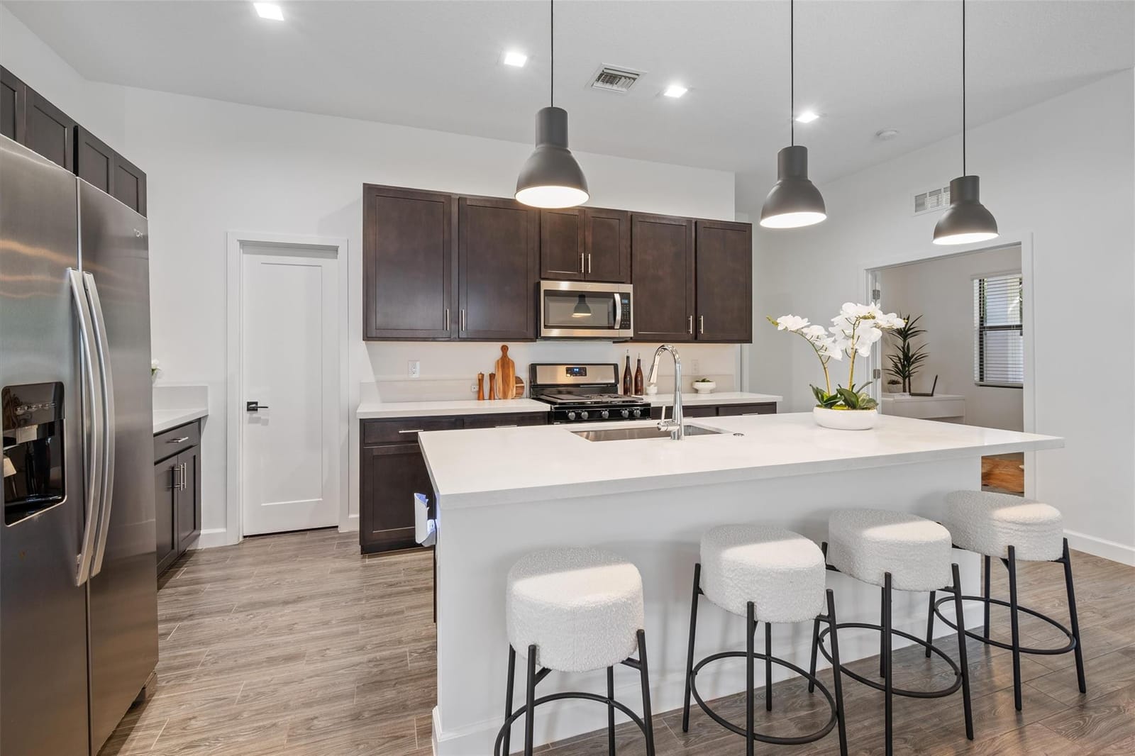 4972 Whispering Way — photo 8