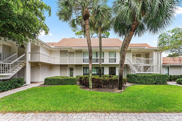 4588 Kittiwake Court Kittiwake, sold in Kittiwake, Boynton Beach, FL