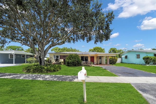 1851 SW 42nd Terrace, sold in Floral Heights 1st Add, Fort Lauderdale, FL
