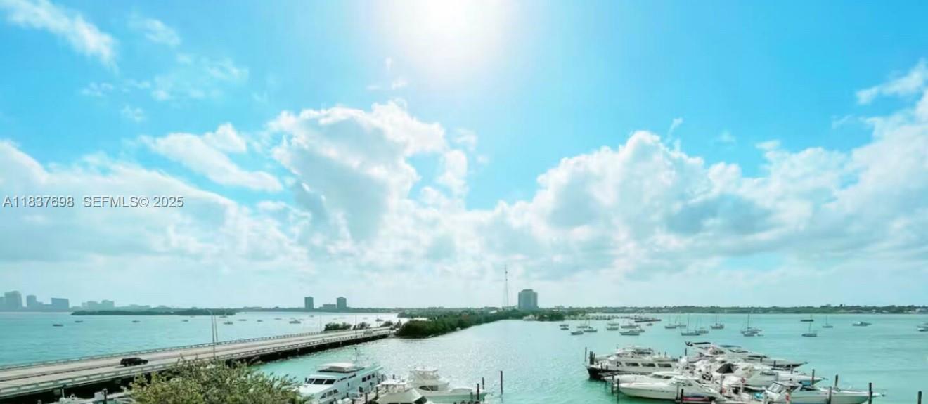 7904 West Drive 205, North Bay Village, FL 33141, North Bay Village