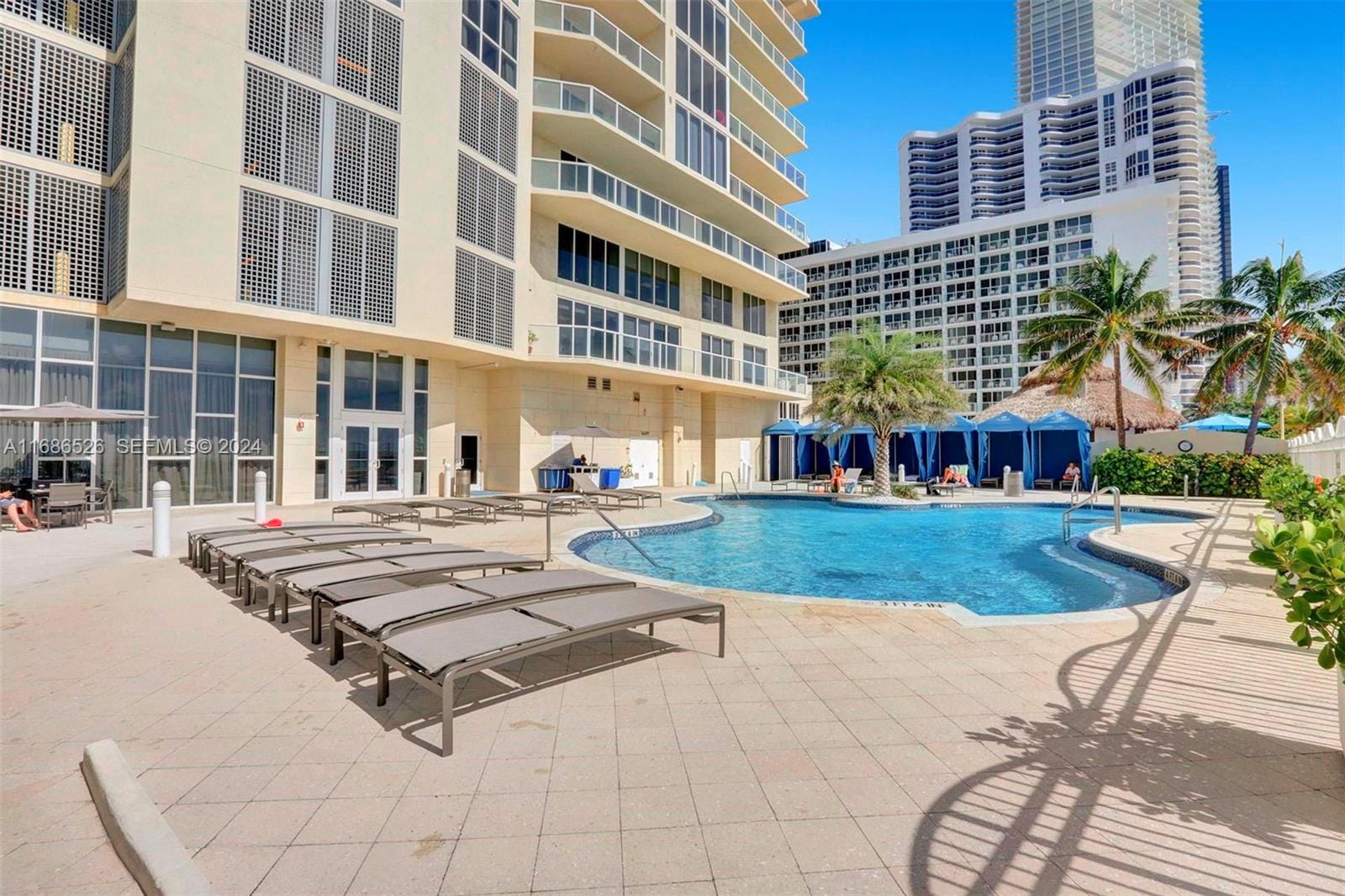 16699 Collins Avenue 3105 — photo 2