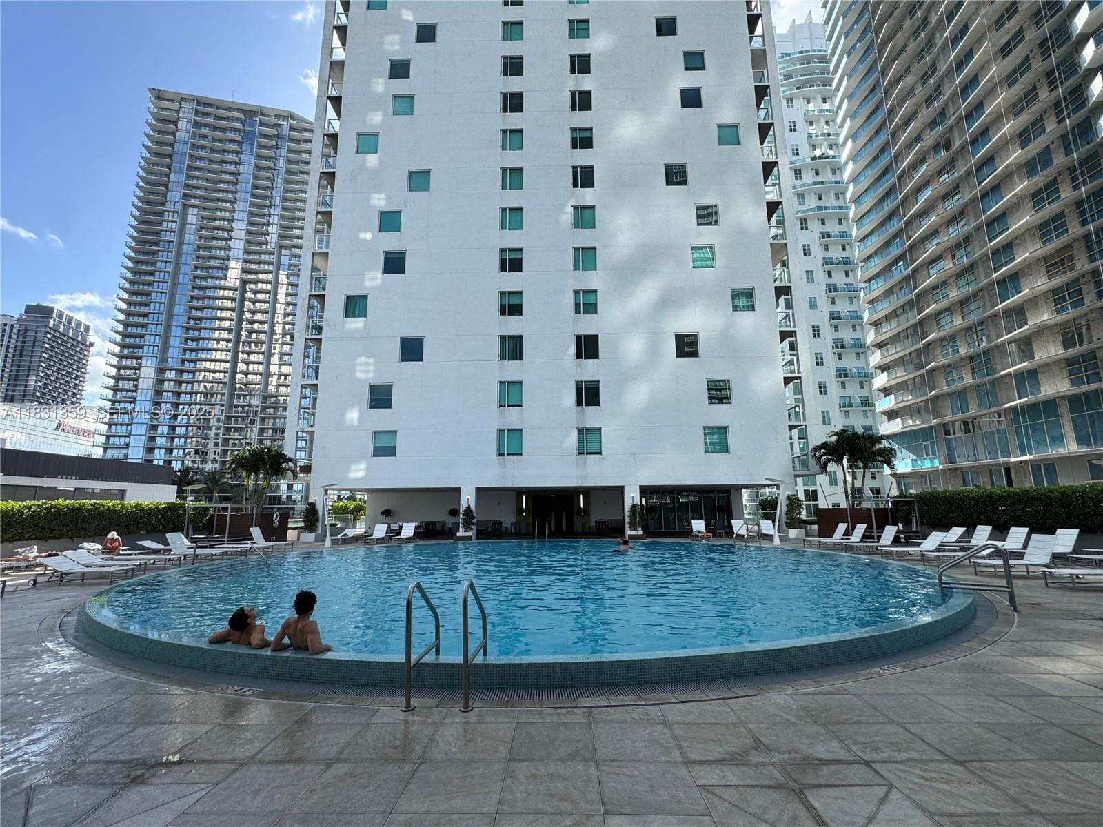 55 SE 6th Street 1801, Miami, FL 33131 photo 3