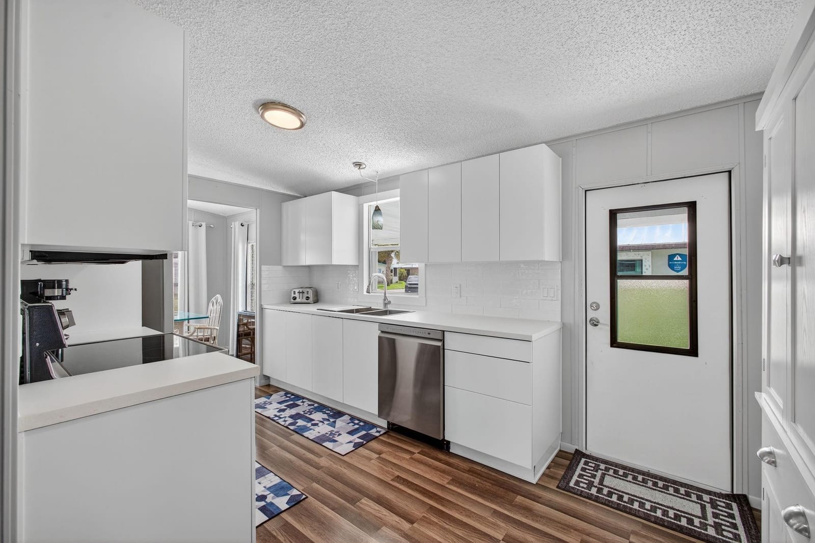 13981 Gorrion Court — photo 10