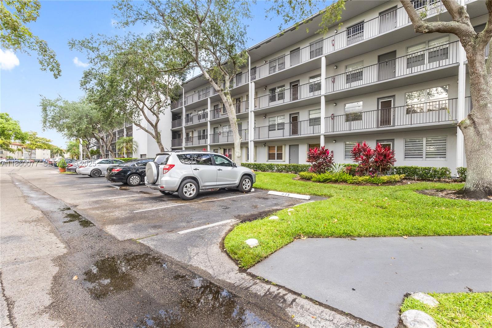 251 SW 132 Way 114H, Pembroke Pines, FL 33027, Pembroke Pines