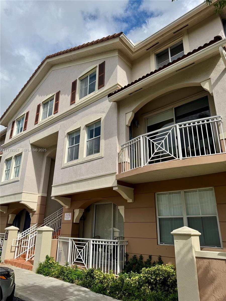 8882 W Flagler Street 201, Miami, FL 33174 photo 1