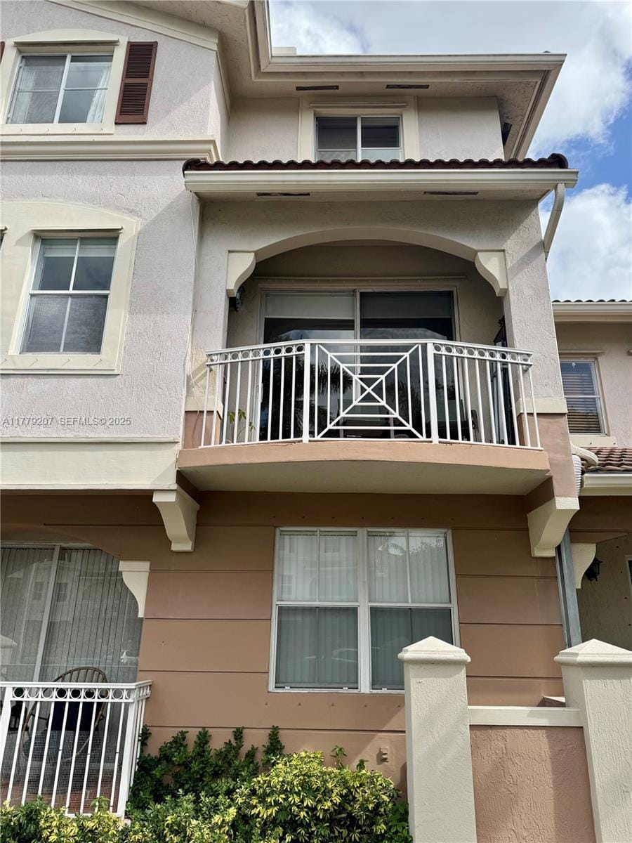 8882 W Flagler Street 201, Miami, FL 33174 photo 2