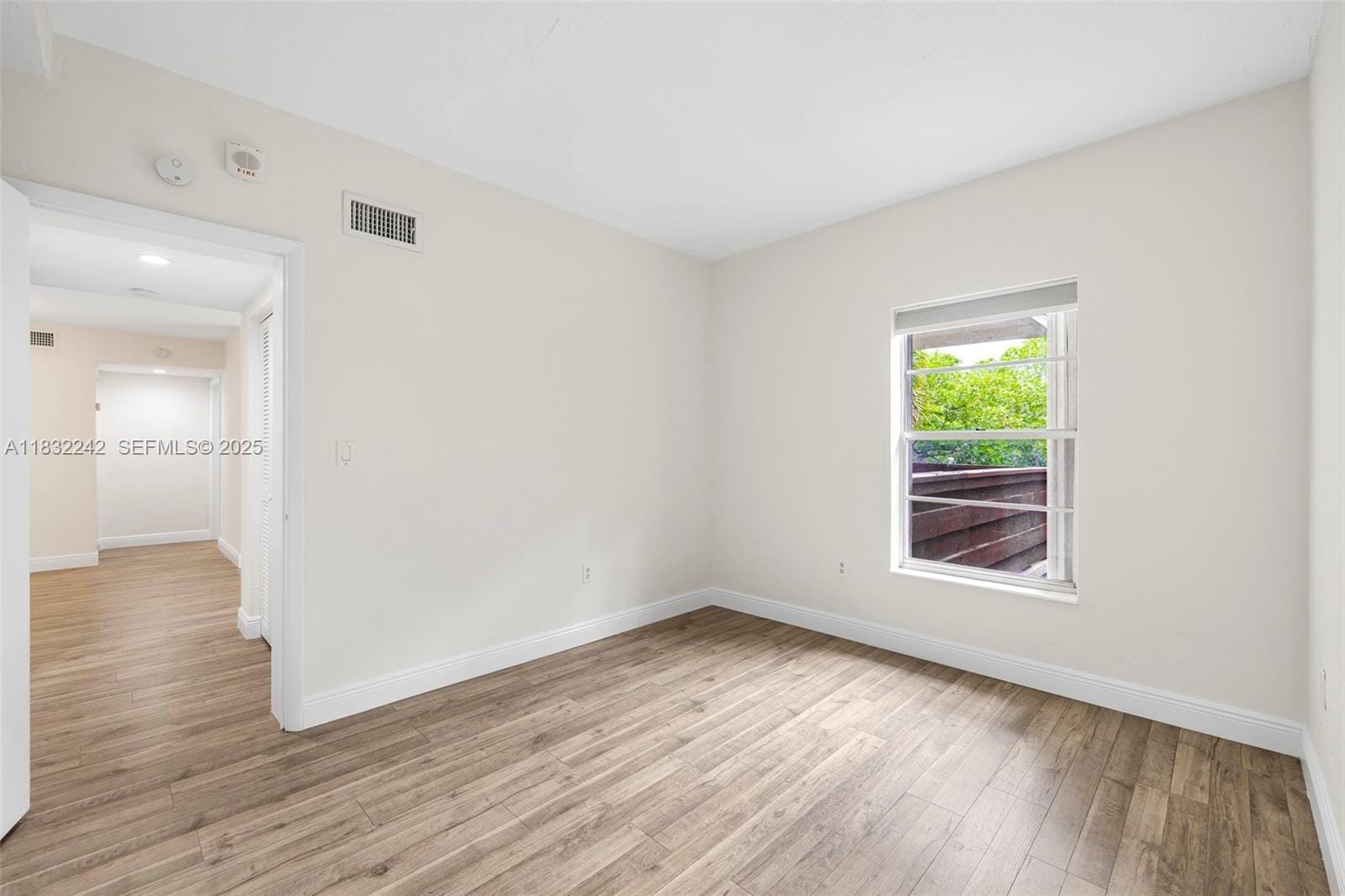 1205 Mariposa Avenue 308, Coral Gables, FL 33146 photo 21