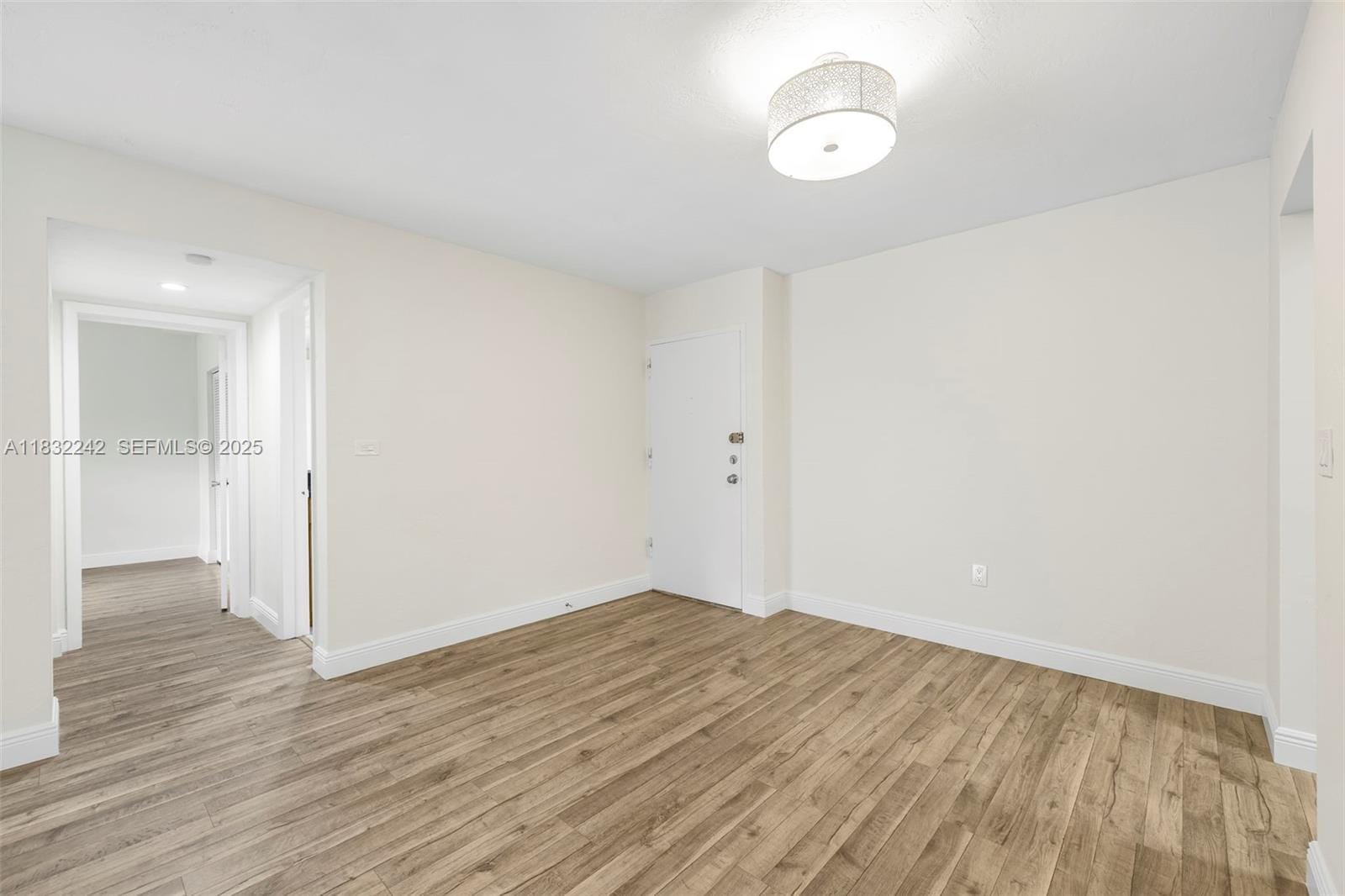 1205 Mariposa Avenue 308, Coral Gables, FL 33146 photo 8