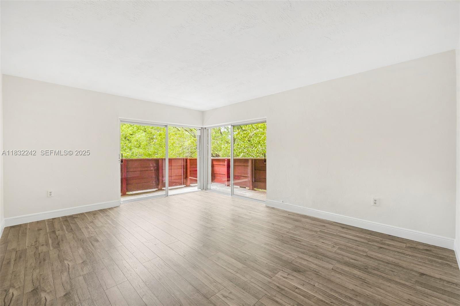 1205 Mariposa Avenue 308, Coral Gables, FL 33146 photo 10