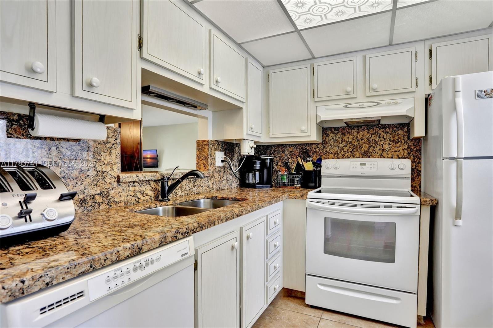 3401 NW 47th Avenue 413 — photo 4