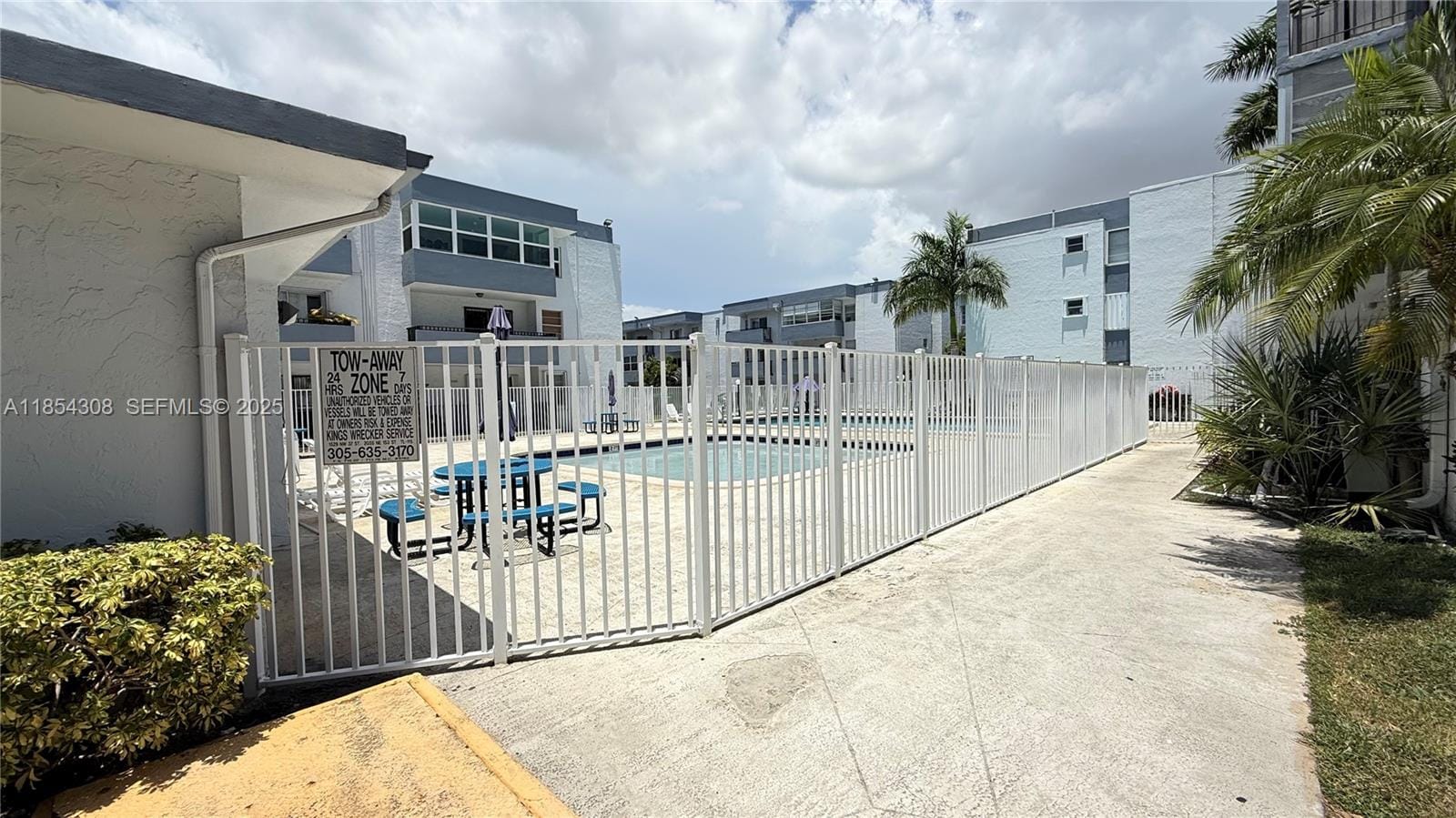 2498 SW 17th Avenue 4105, Miami, FL 33145 photo 5