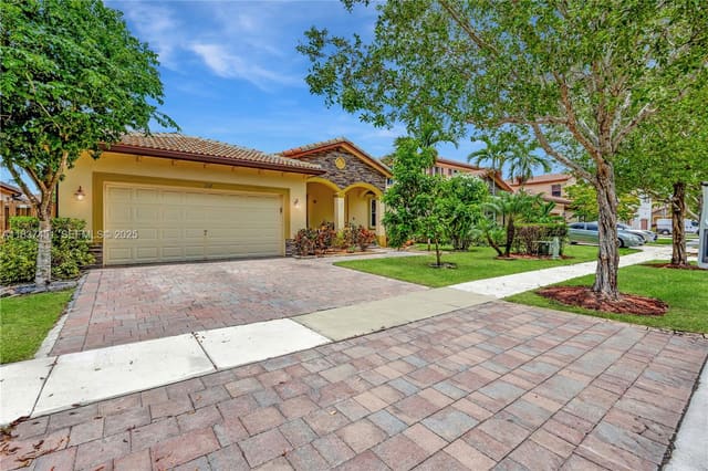 132 SE 36th Avenue, sold in Baywinds Of Barbados, Homestead, FL