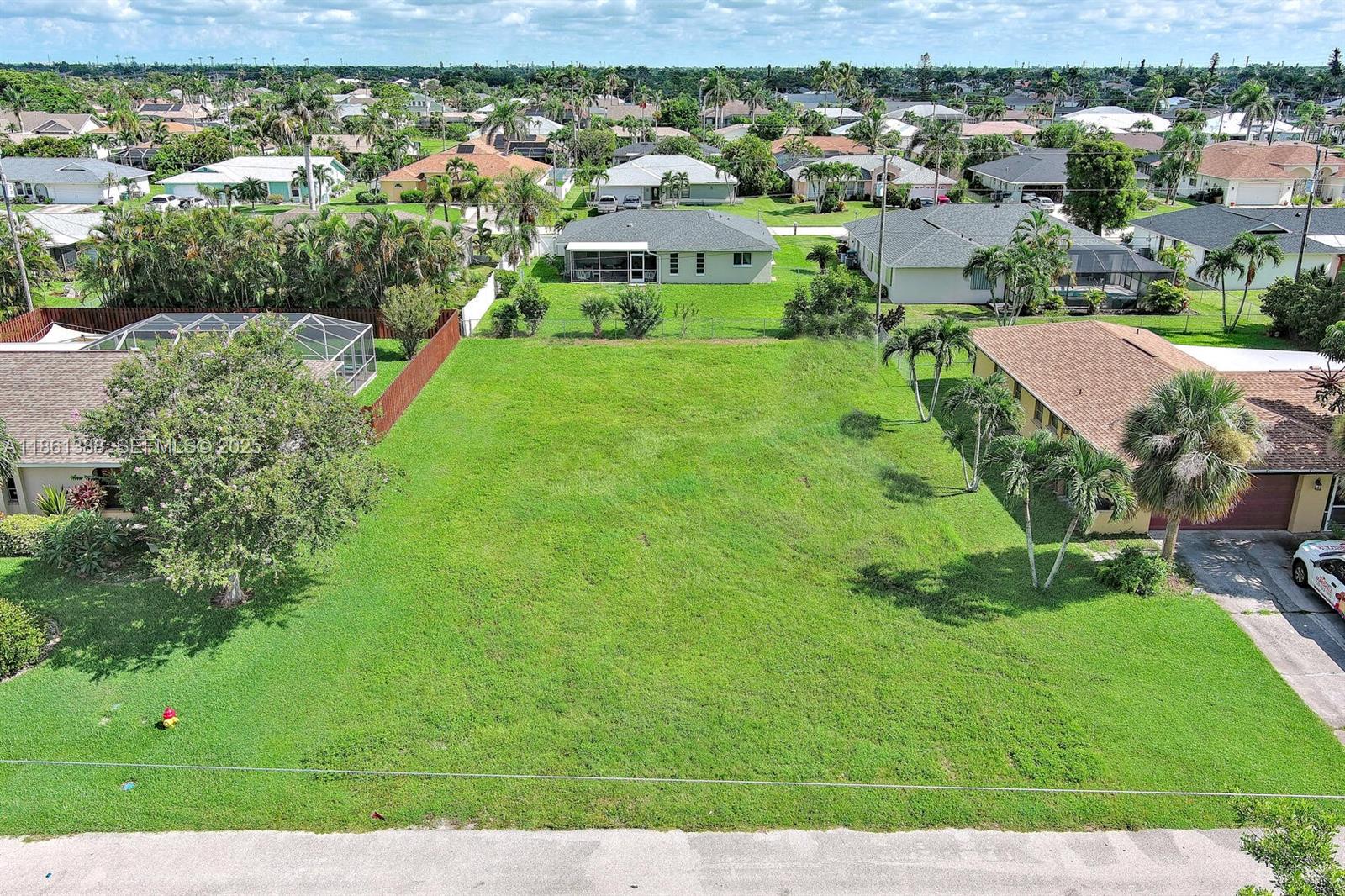 225 SW 46th Terrace