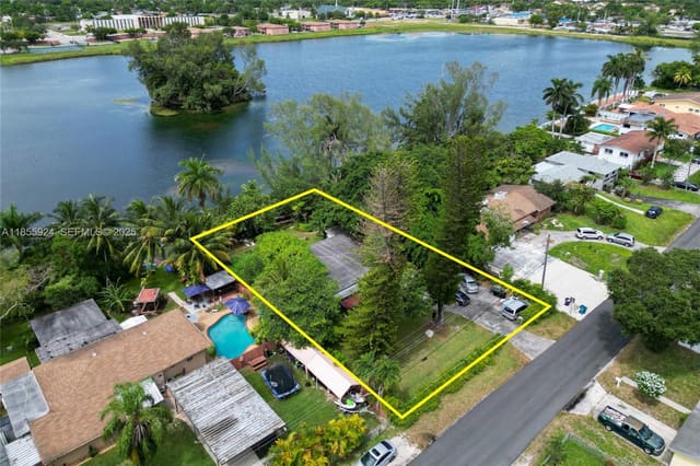 1915 NW 115th Street, Miami, FL 33167