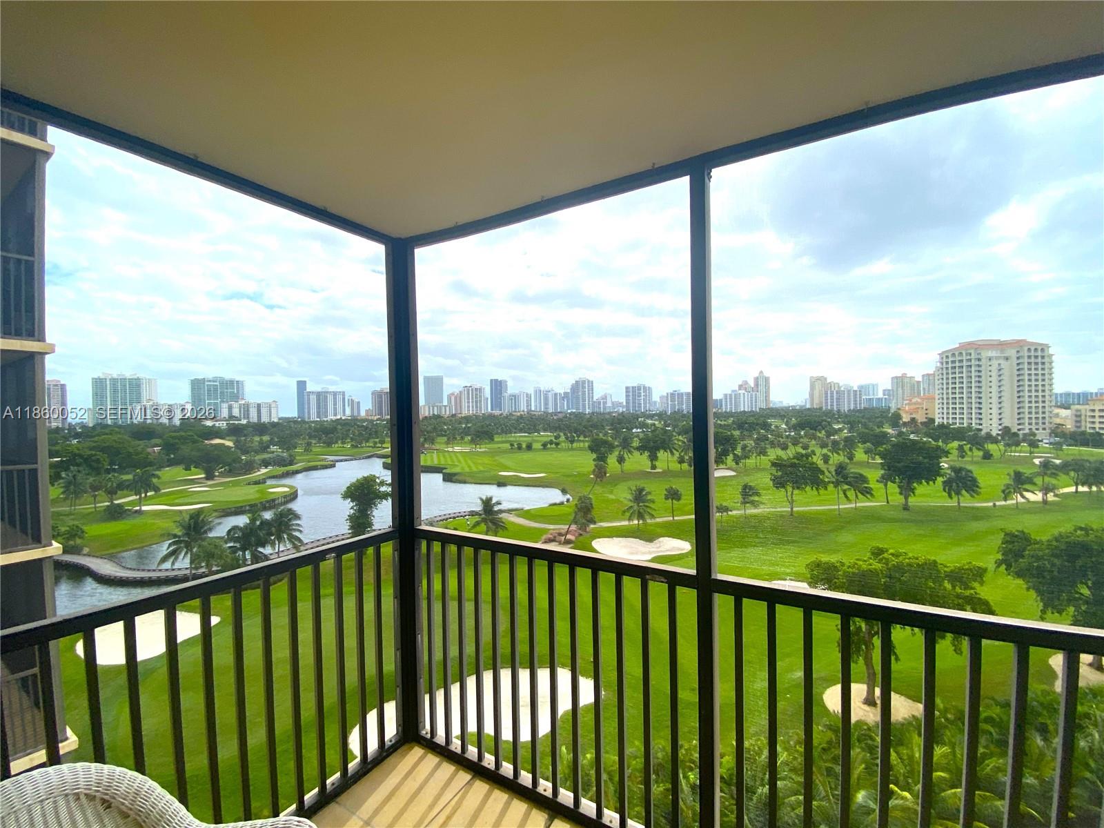 20379 W Country Club Drive 9353, Aventura, FL 33180, Aventura