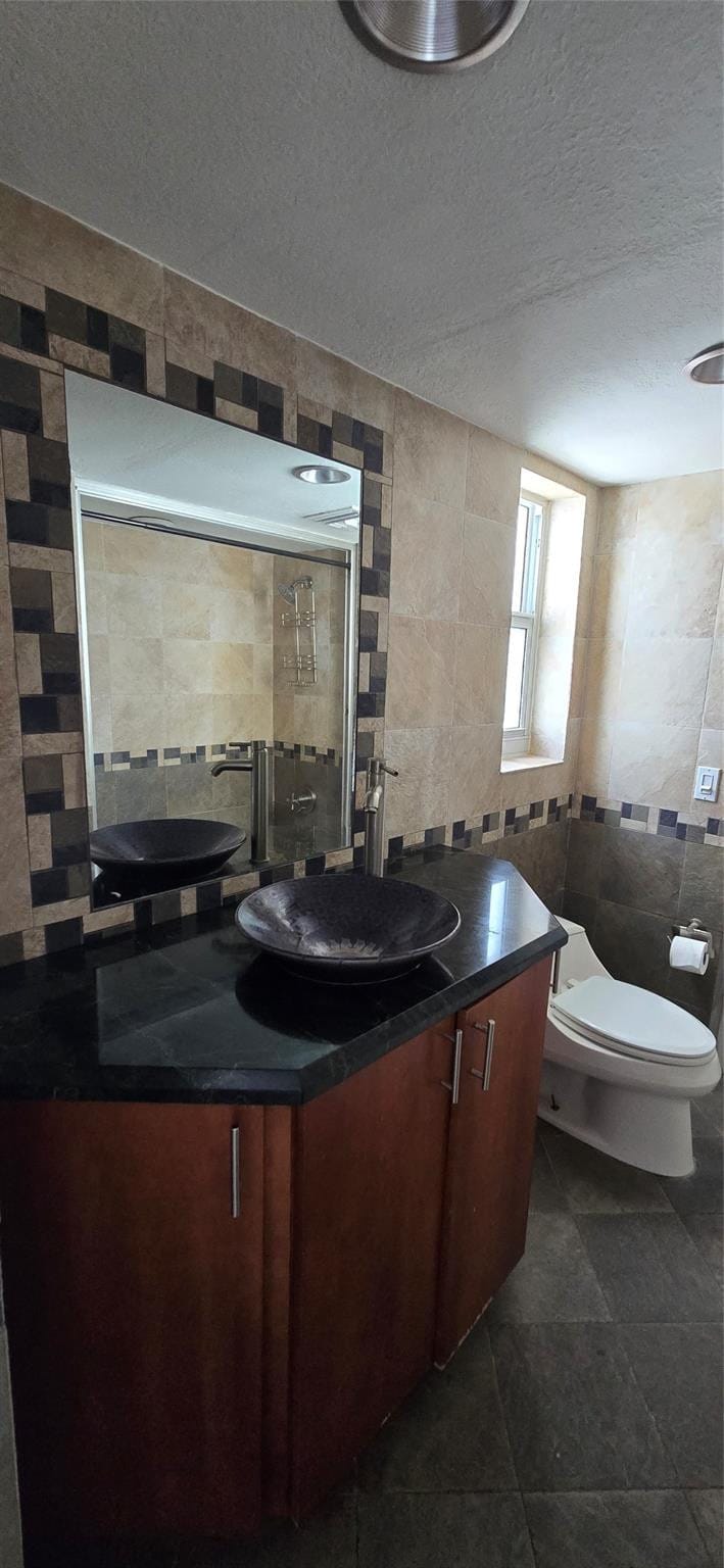 200 S Birch Road 121 — photo 9