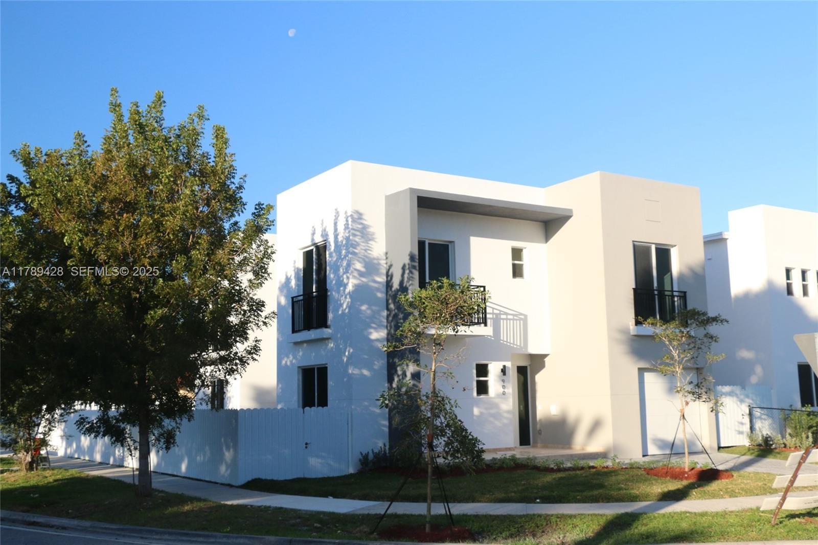 900 SW 24th Road — photo 2