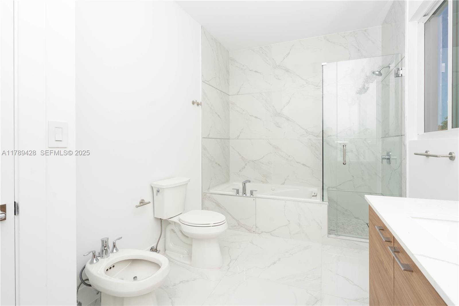 900 SW 24th Road, Miami, FL 33129 photo 24