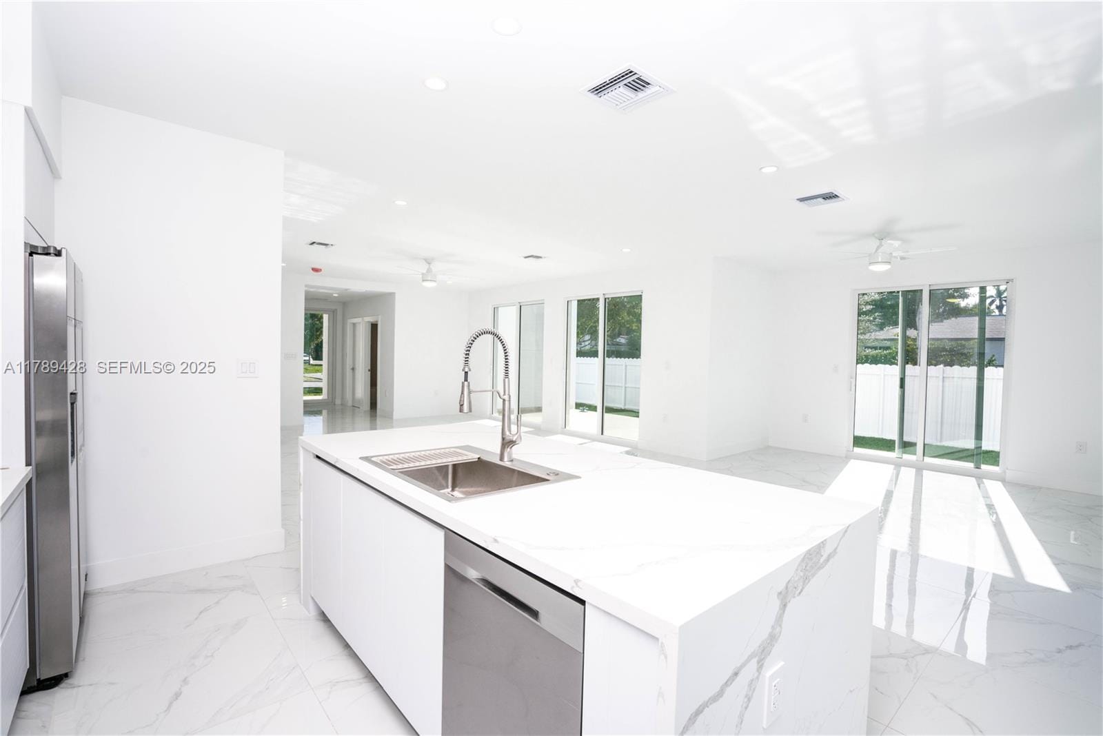 900 SW 24th Road — photo 10