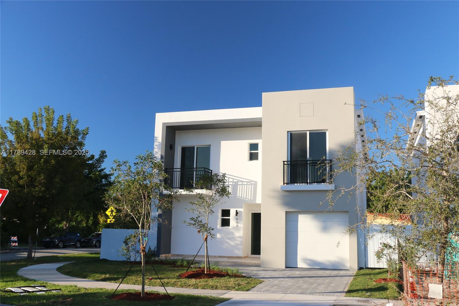 900 SW 24th Road, Miami, FL 33129, Miami