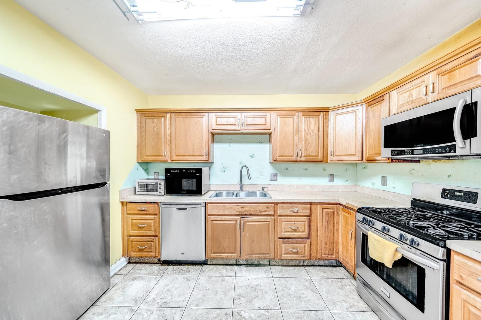 907 W Bloxham Street, Lantana, FL 33462 photo 8