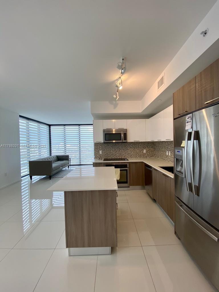 5300 Paseo Boulevard 1001, Doral, FL 33166 photo 2