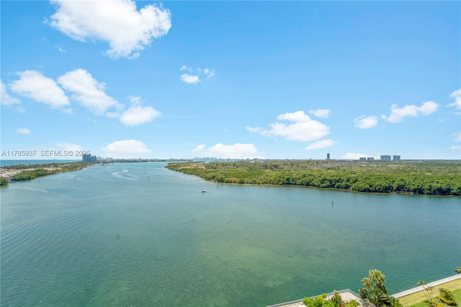 300 Bayview Drive 1606, Sunny Isles Beach, FL 33160 photo 11