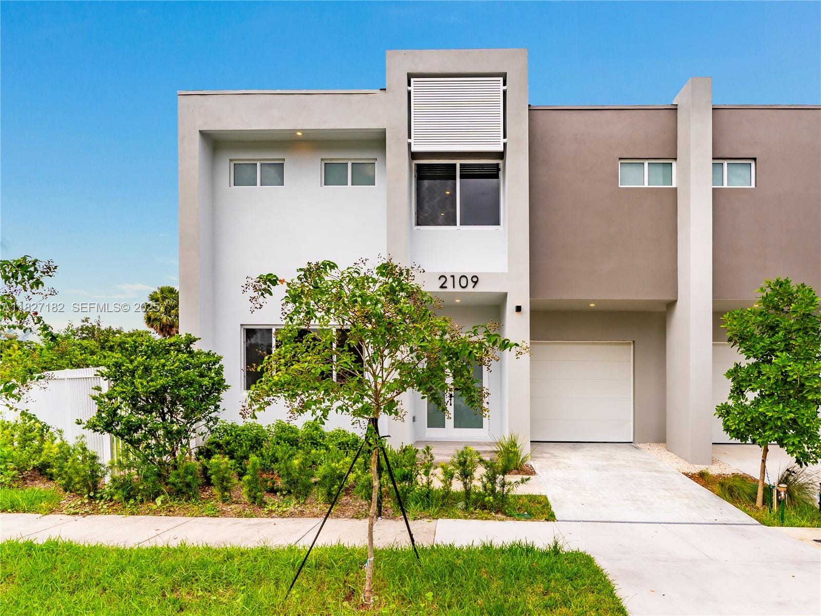 2107 SW 18th Avenue, Fort Lauderdale, FL 33315 photo 2