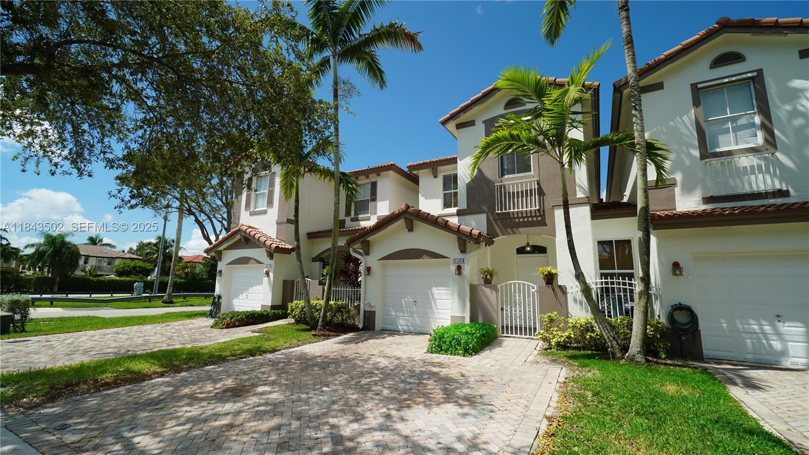 6364 SW 165th Avenue, Miami, FL 33193