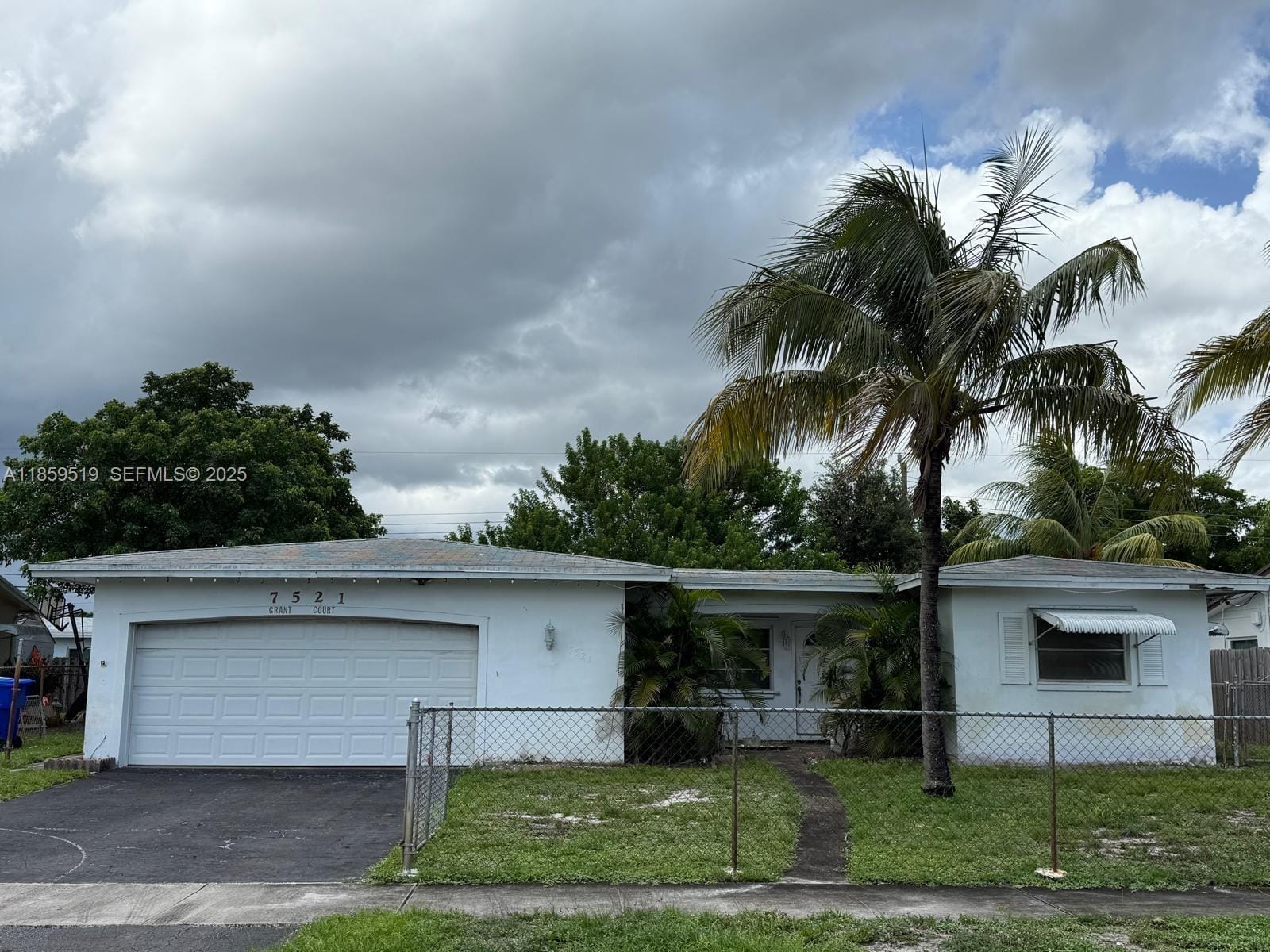 7521 Grant Court, Hollywood, FL 33024