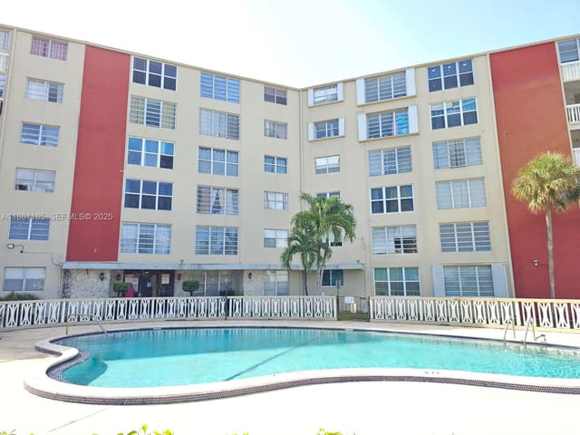 1475 NE 125th Terrace 110B1, sold in 1475 Terra Towers, North Miami, FL