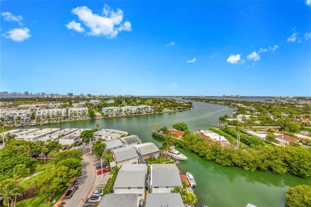 7441 Wayne Avenue 15E, Parkview Point, Miami Beach, FL