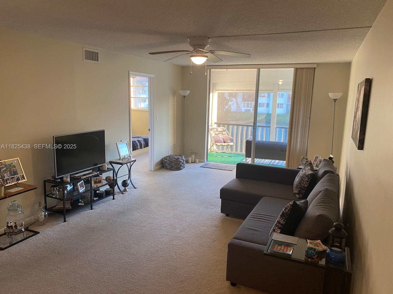 361 S Hollybrook Drive 206, Pembroke Pines, FL 33025, Pembroke Pines
