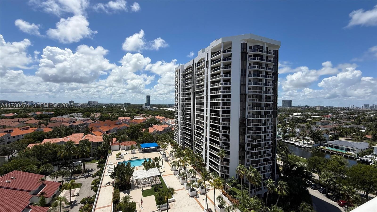 3610 Yacht Club Drive 1214, Aventura, FL 33180 photo 3