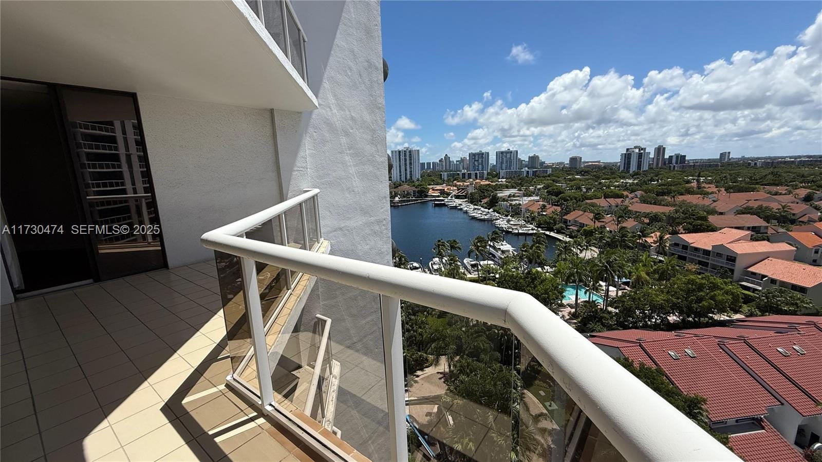 3610 Yacht Club Drive 1214, Aventura, FL 33180 photo 4