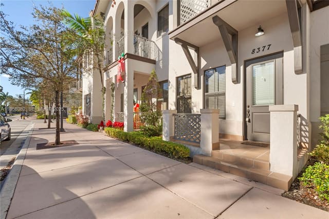 8377 NW 51st Terrace, sold in Downtown Doral Dutcher, Doral, FL