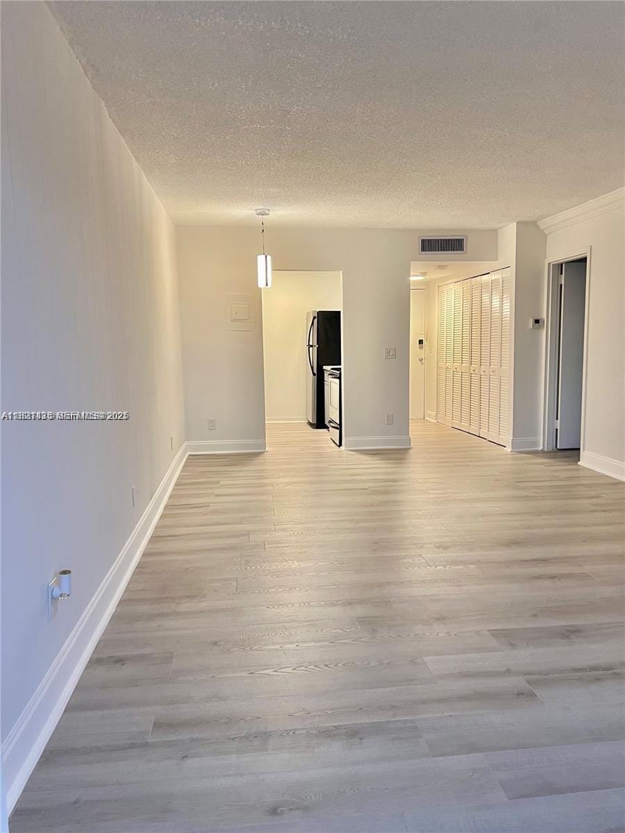 2020 NE 135th Street 407, North Miami, FL 33181 photo 7