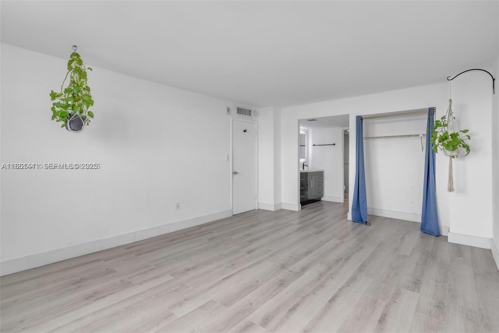 6900 Bay Drive 11F — photo 11