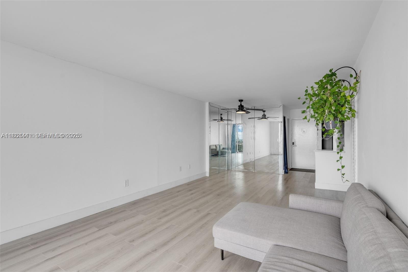 6900 Bay Drive 11F — photo 4