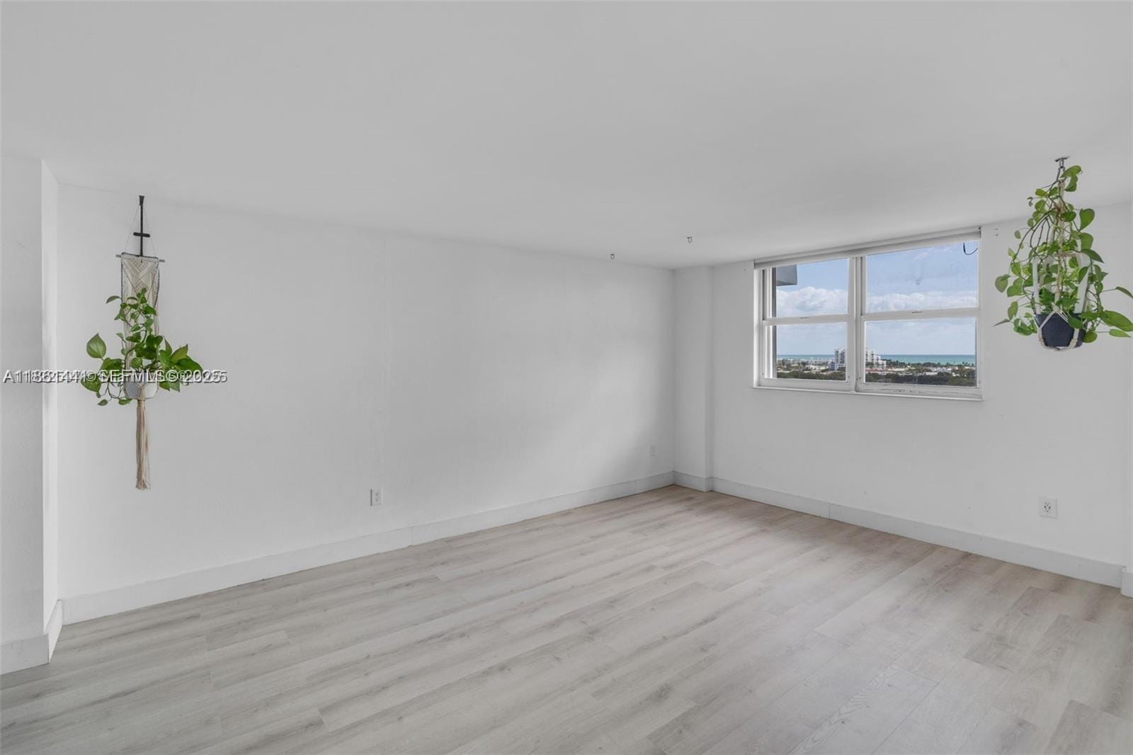 6900 Bay Drive 11F — photo 10
